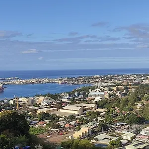  Appartement F3 Sur Papeete Vue Et Piscine
